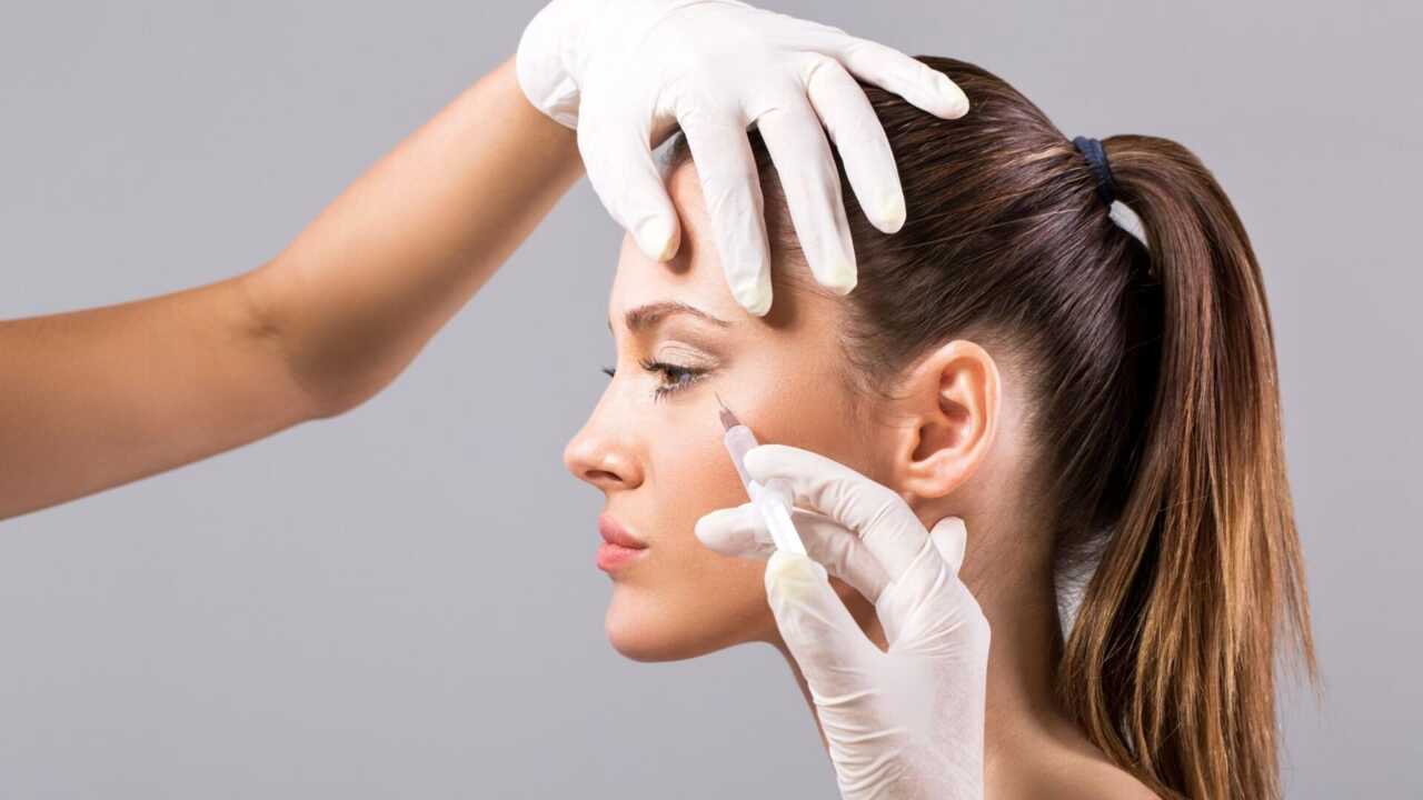 Read more about the article What is Botox, How It Works, And Its Benefits